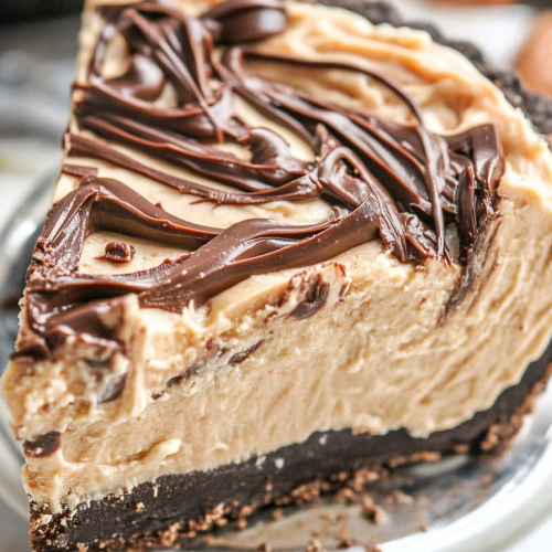 No-Bake Peanut Butter Fudge Pie