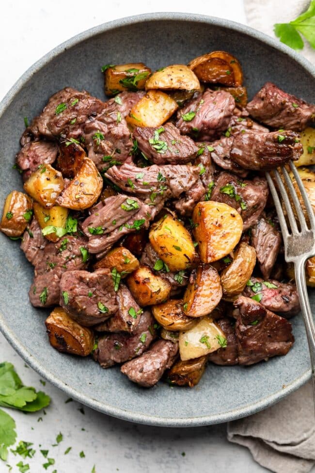 Mouthwatering Honey Garlic Salmon Bites: A 25 Mins Recipe You’ll Make Again and Again